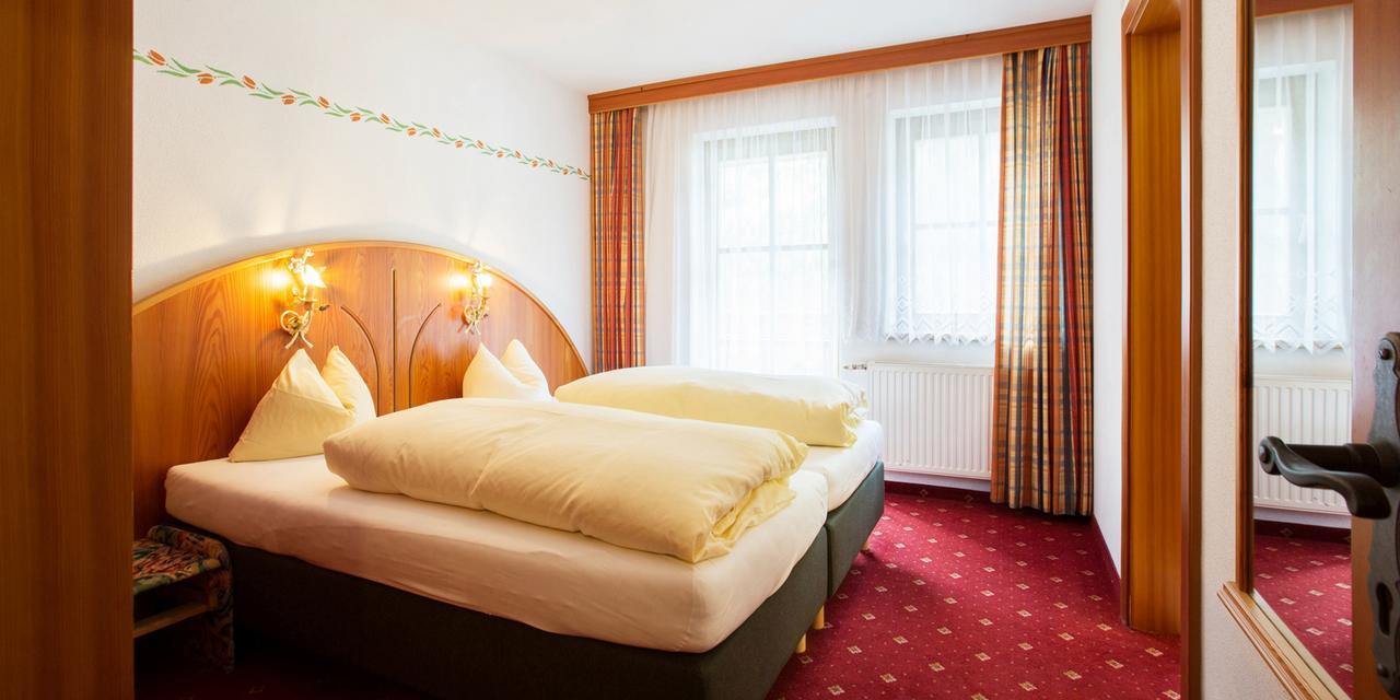Laerchenheim Aparthotel Neustift im Stubaital Exterior photo
